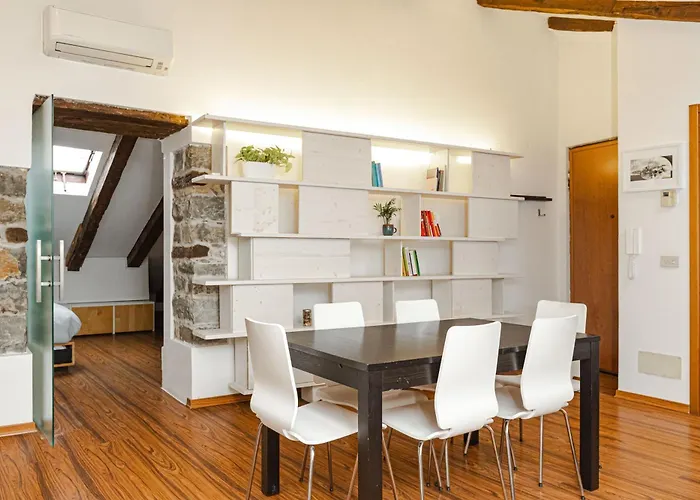 Ampio Loft Confortevole Nel Cuore Di Trieste